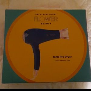 Blow dryer